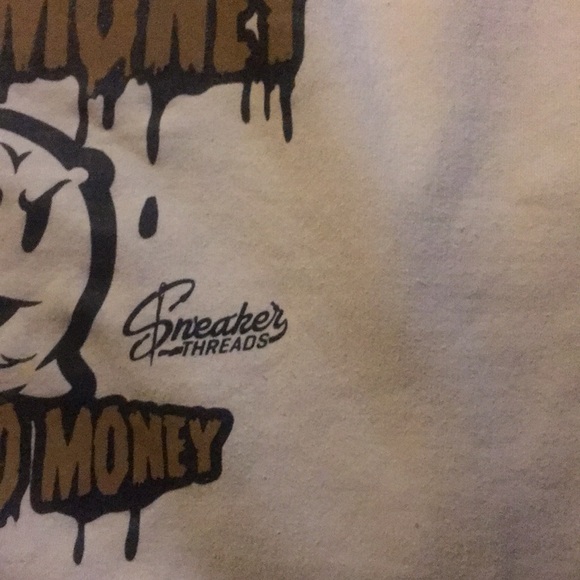 Sweater - Picture 4 of 4